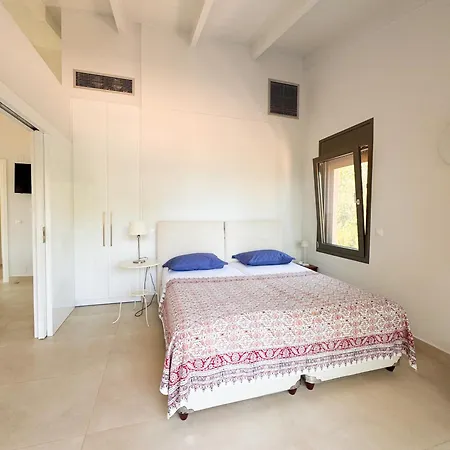 Eucalyptus 2019 Floor Two-balconies Beachfront Lefkáda