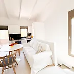 Zen Circle Floor Beachfront Gem 公寓 *