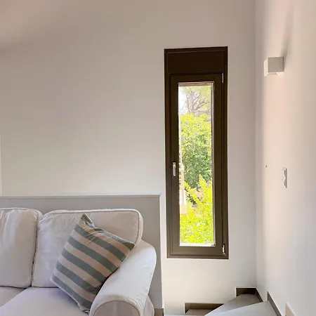 Eucalyptus 2019 Floor Two-balconies Beachfront *