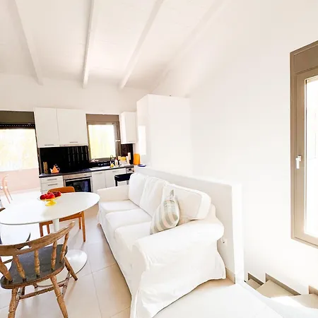 Eucalyptus--top Floor Beachfront Apartmán *