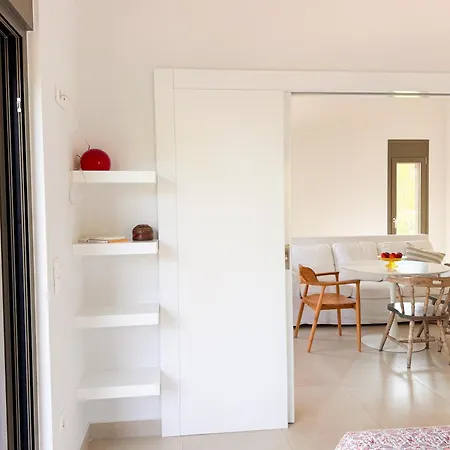 Apartmán Eucalyptus--top Floor Beachfront